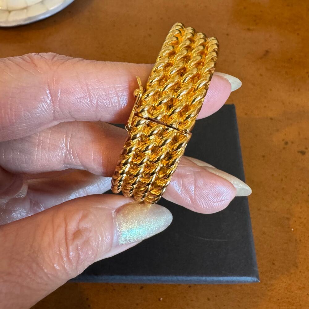 CHANEL Gold Tone Hinge Bangle Bracelet – Rare – 16cm - Picture 2 of 10